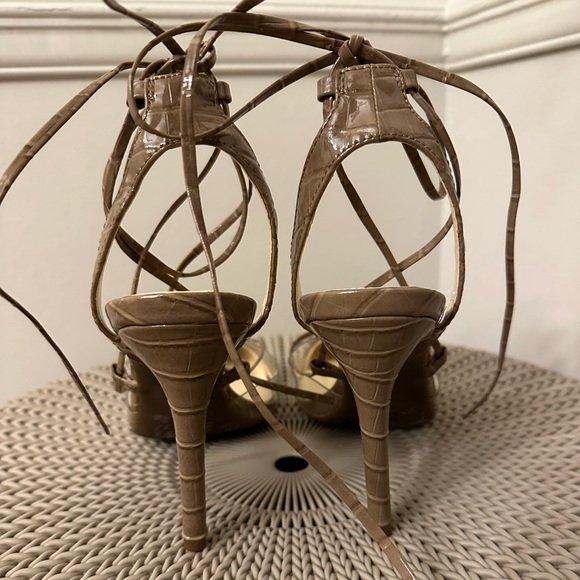 Jessica Simpson Heels - Picture 3 of 5